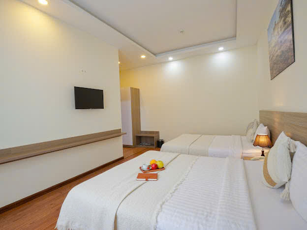 ĐÔI 4 KHÁCH CÓ CỬA SỔ 3