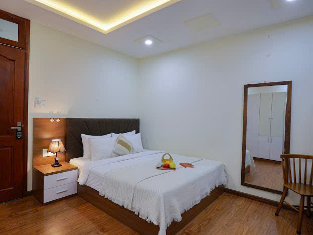 ĐƠN LẦU 4 CỬA SỔ NỘI BỘ 1